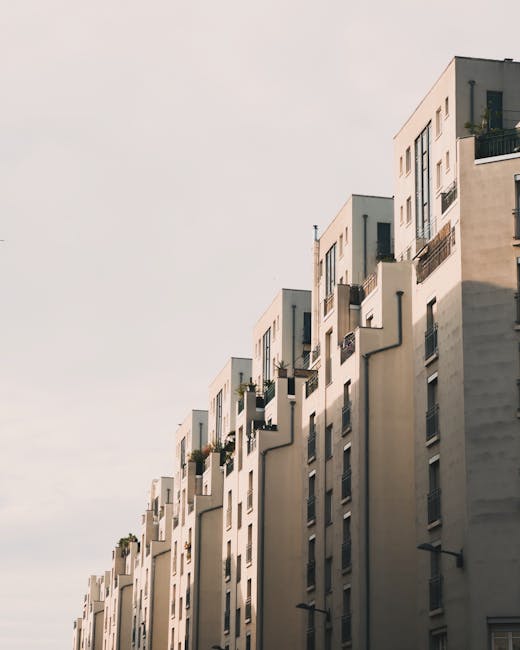 Comprar Piso Nuevo vs Segunda Mano: Pros, Contras y Diferencia de Precio